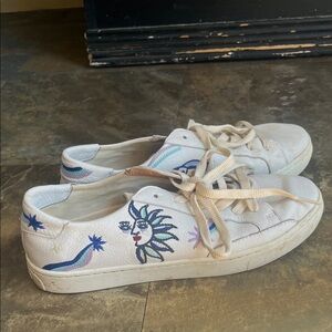 Classic Soludos Ibiza Leather Lace-Up Sneaker with rare celestial embroidery